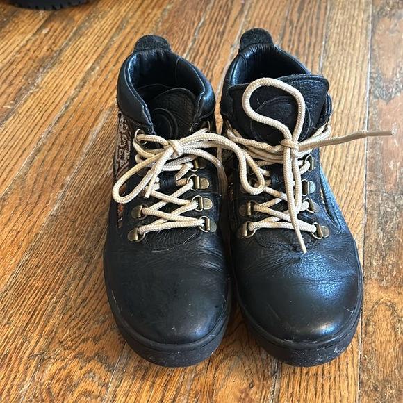 Inkkas Boots - Picture 2 of 10